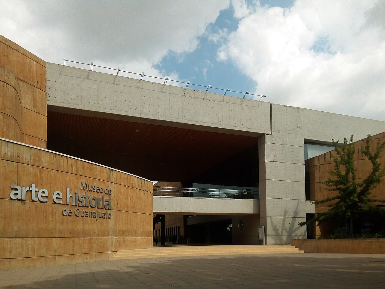 Fachada del Museo de Arte e Historia de Guanajuato